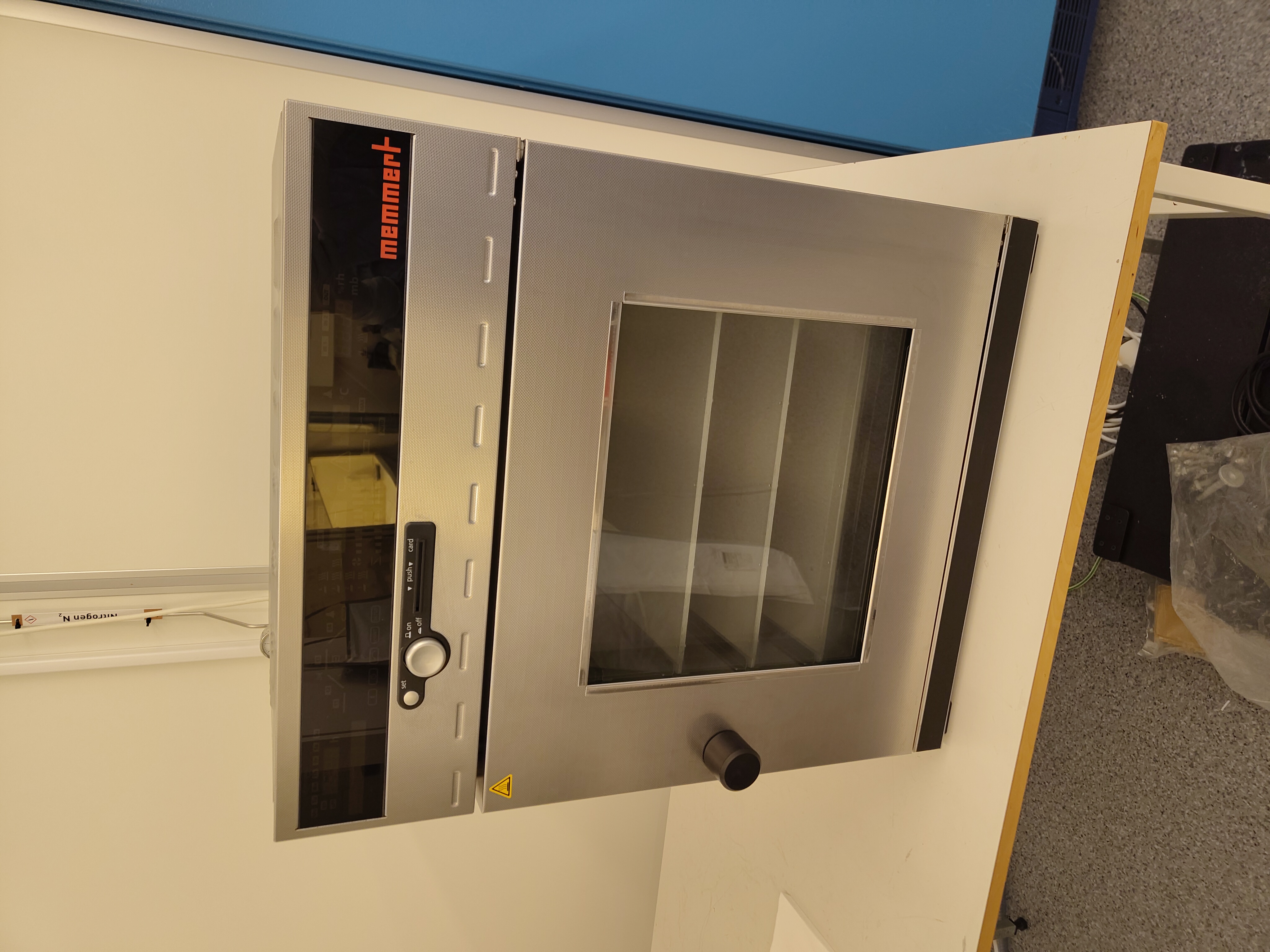 Picture of Vacuum Oven